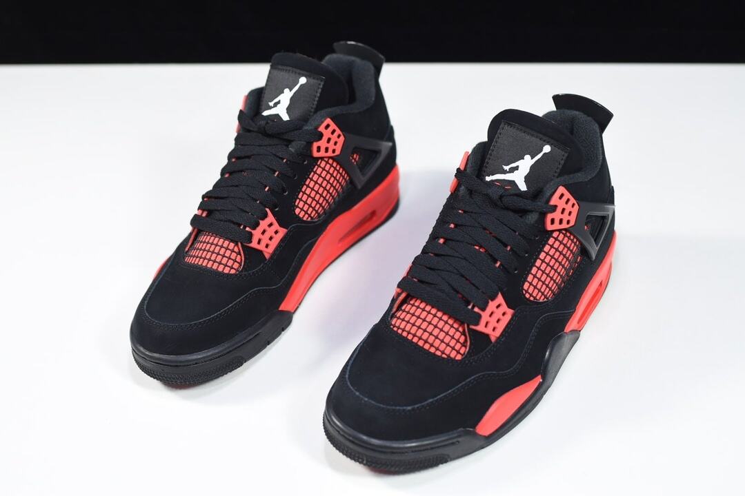 Air Jordan 4 "Red Thunder"