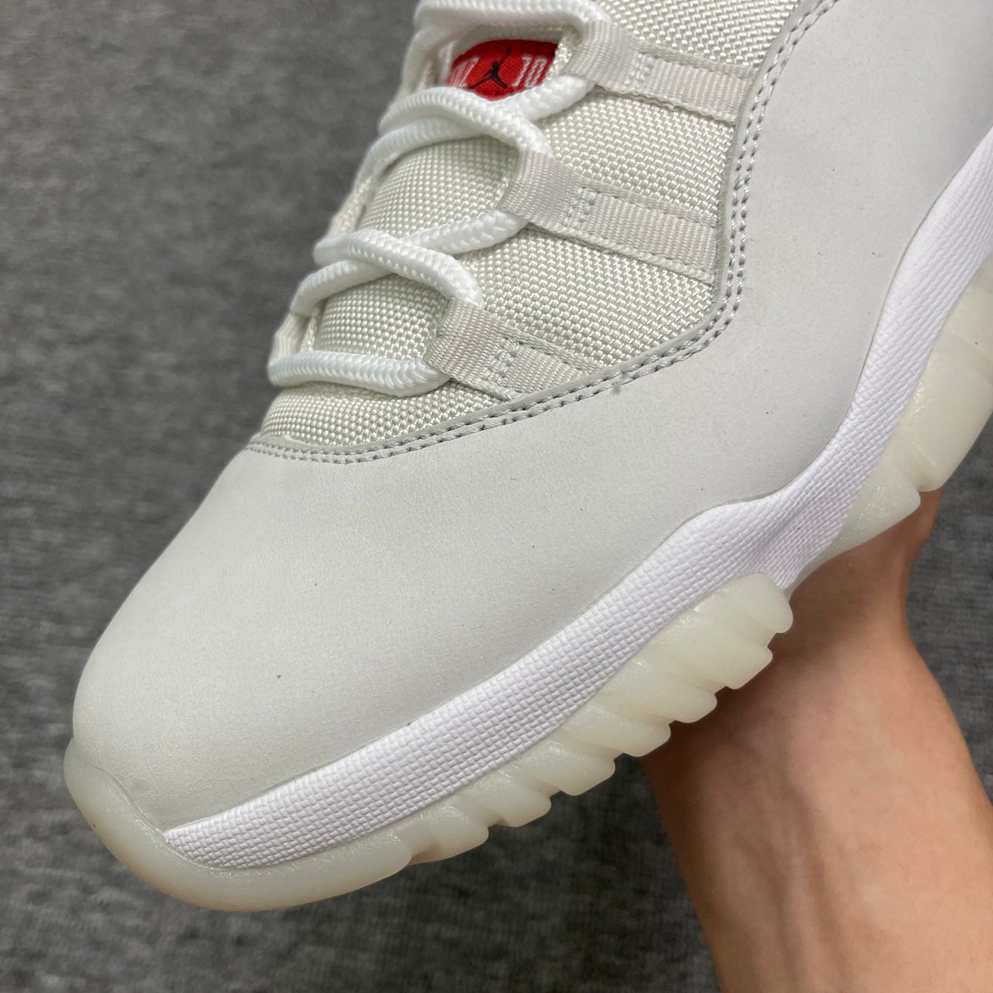 Air Jordan 11 High "Platinum Tint"