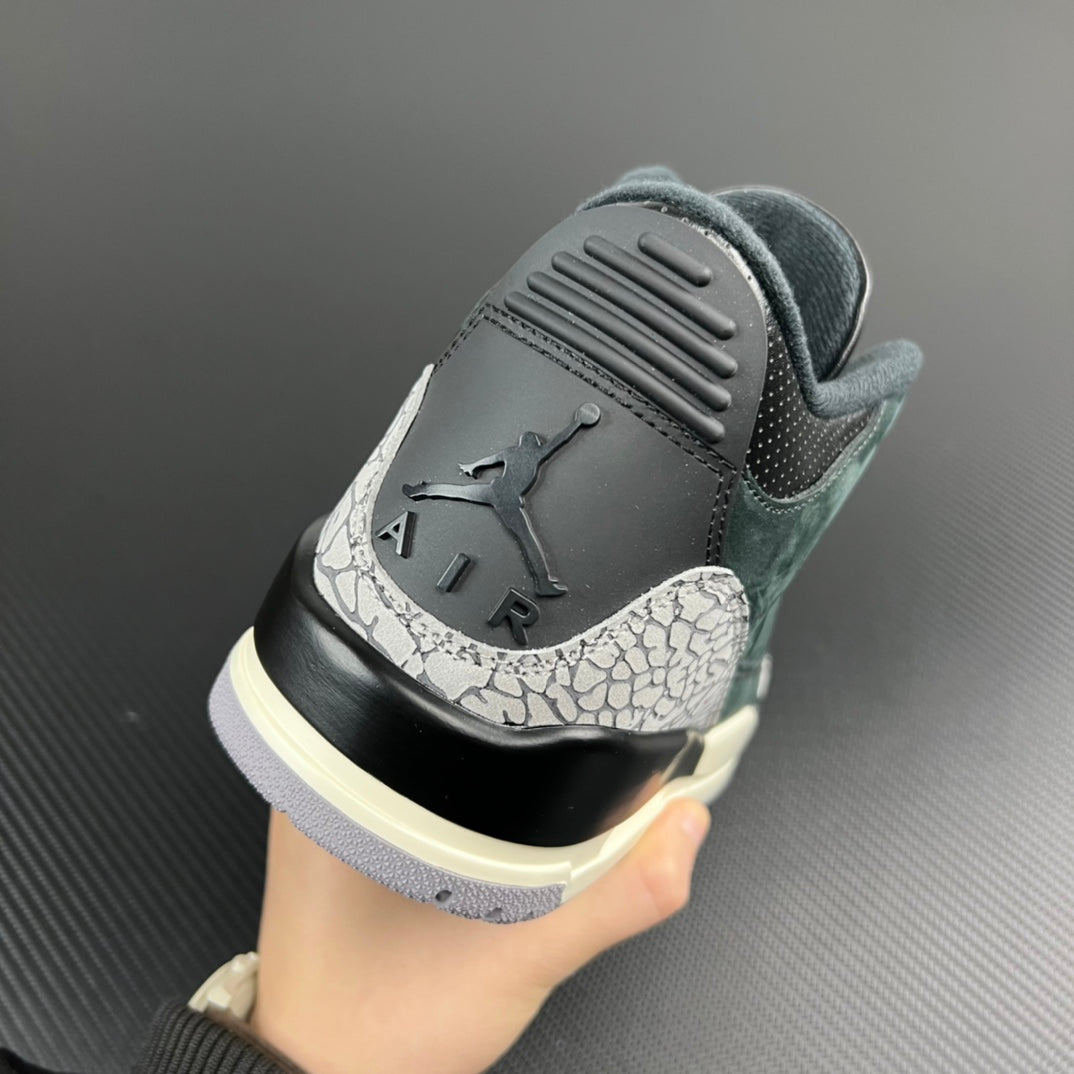 Air Jordan 3 "Oreo Black Cement"