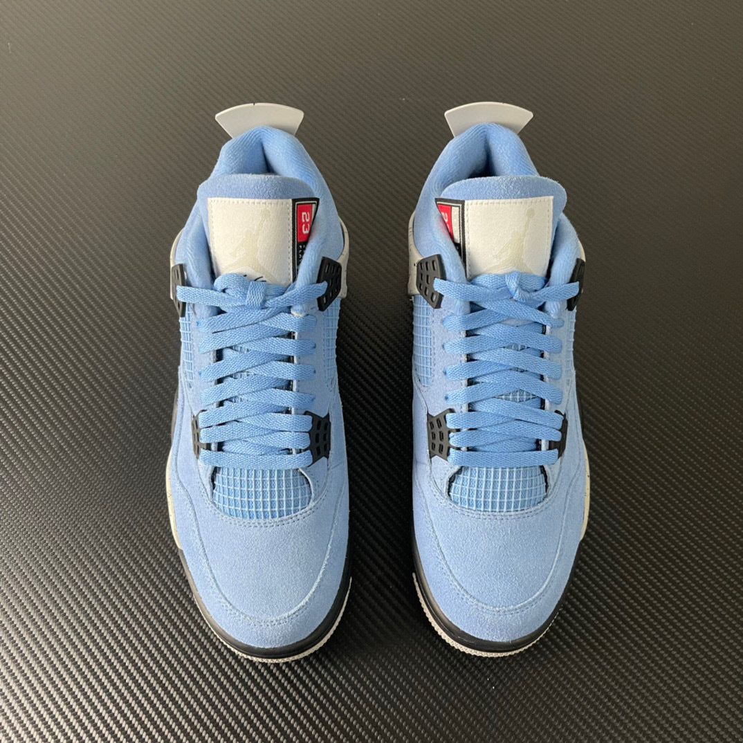 Air Jordan 4 "University Blue"