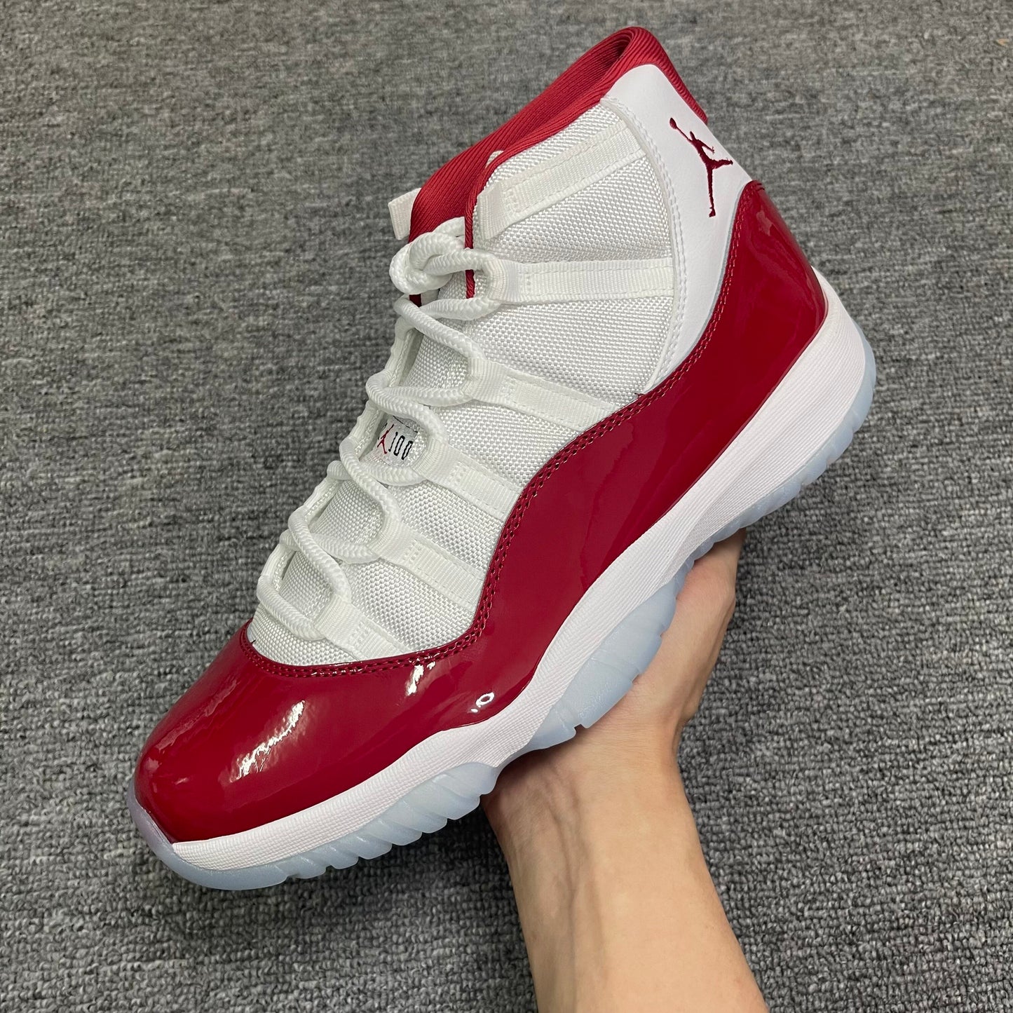 Air Jordan 11  High "Varsity Red"
