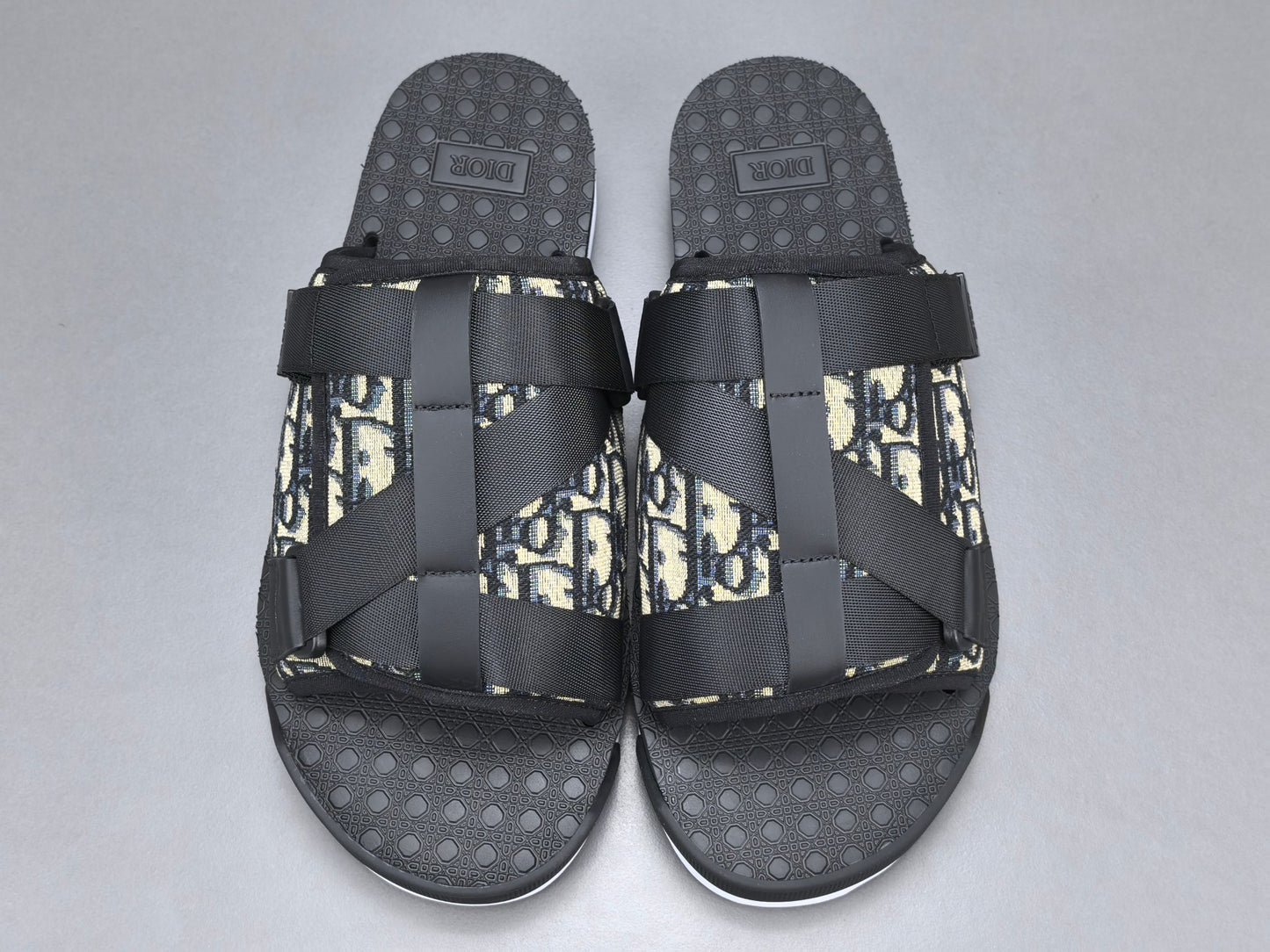 Dior Alpha Slide "Black n White"