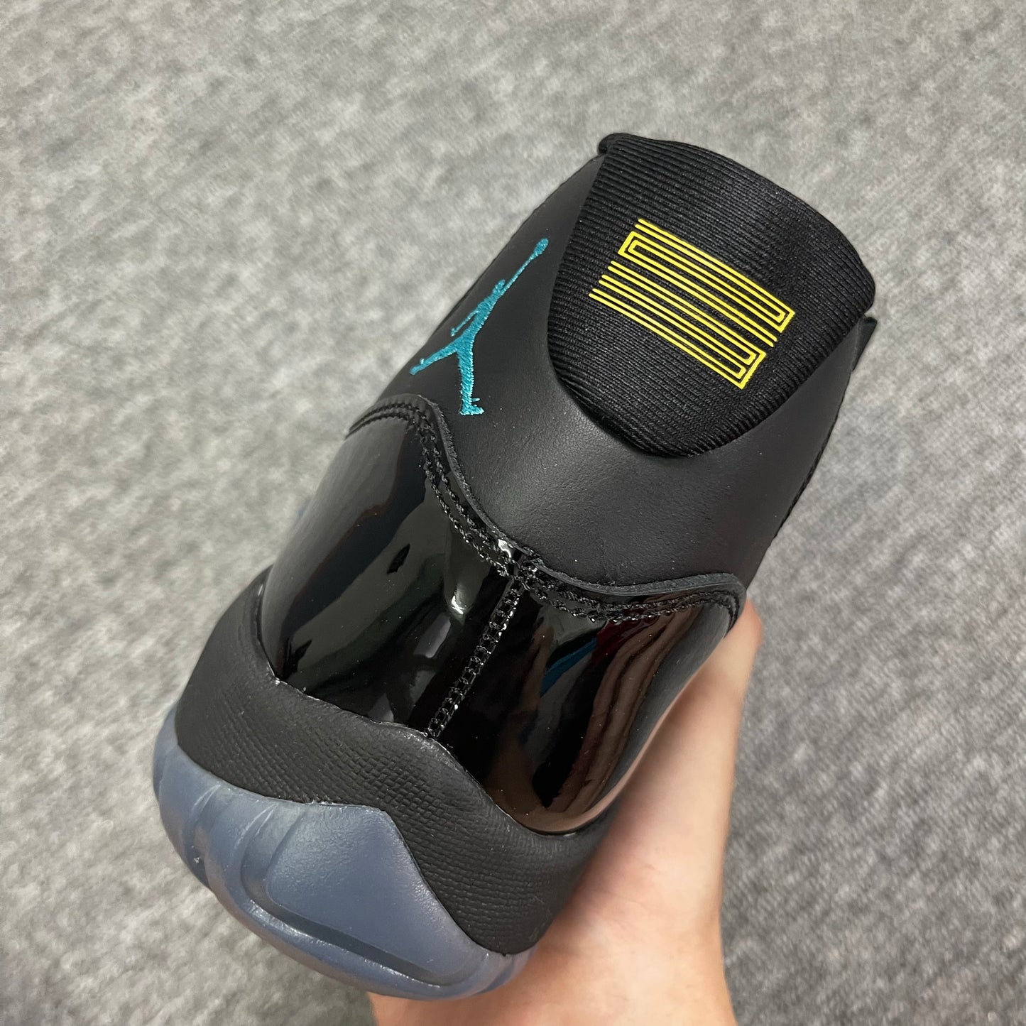 Air Jordan 11  High "Gamma Blue"