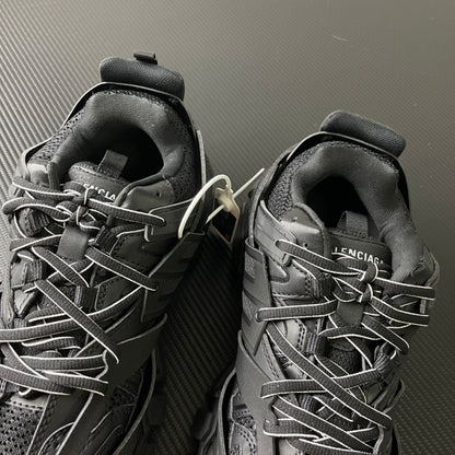 Balenciaga Track 3.0 "Black" Com Led/Sem Led