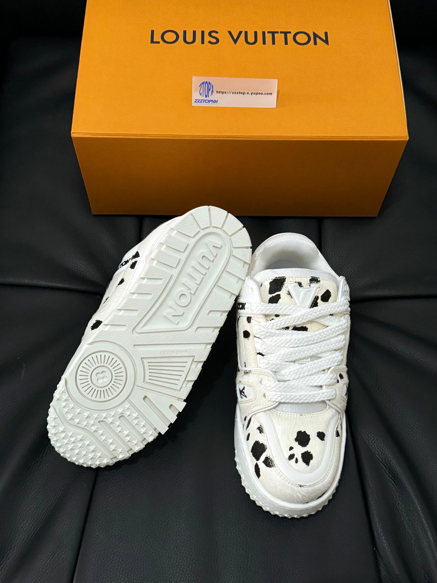 Louis Vuitton Trainer Maxi "Animal Print"