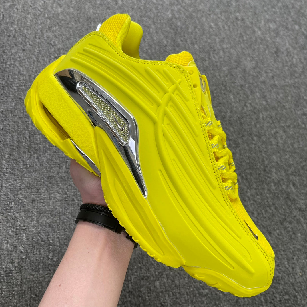 Hot Step 2 x Nocta "Opti Yellow"