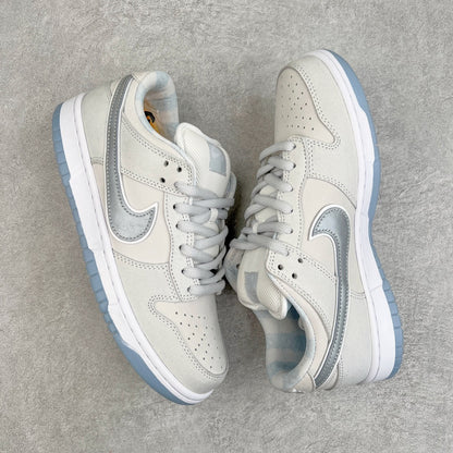 Dunk Low SB F&F "White Lobster"