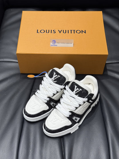 Louis Vuitton Trainer Monogram "Denim Noir"