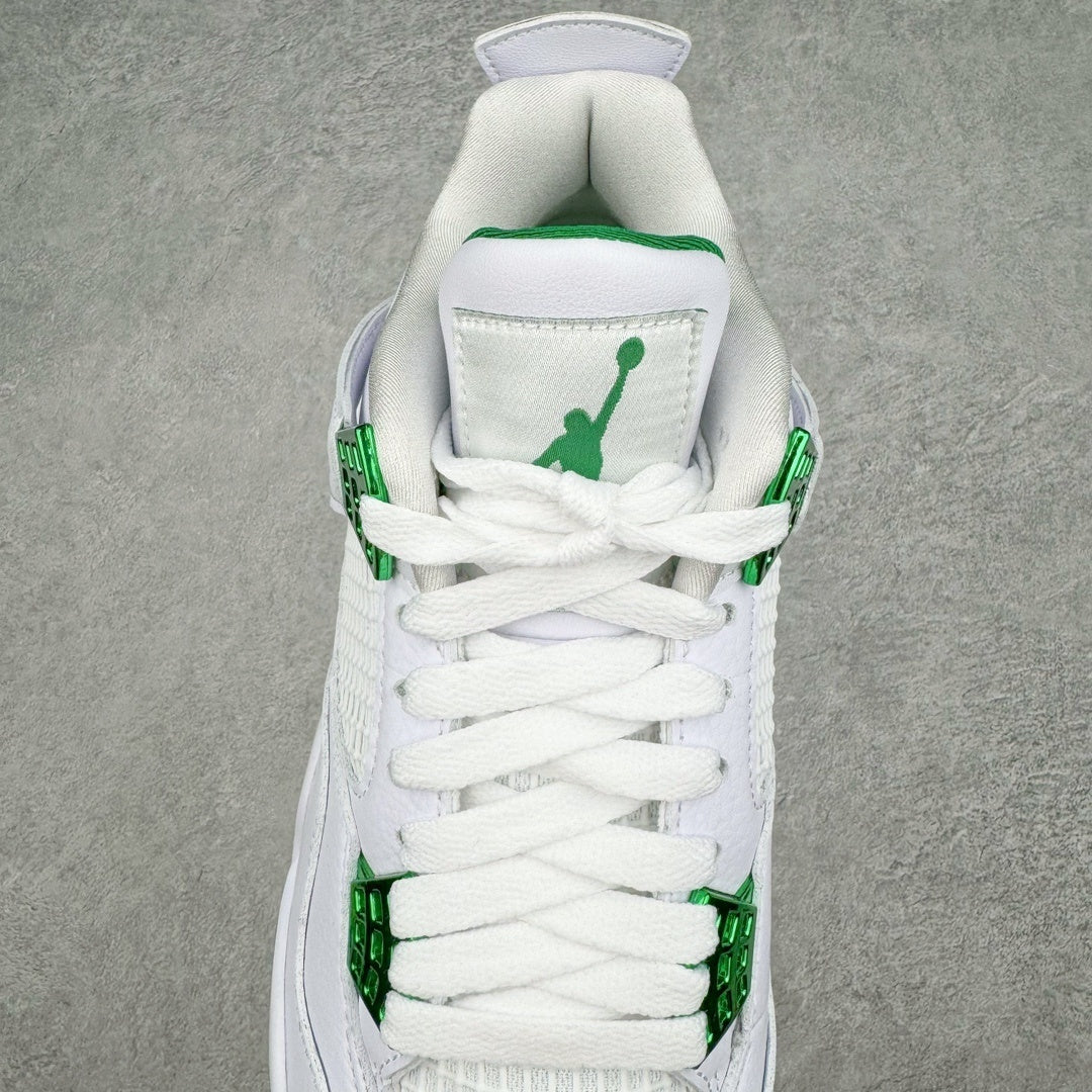Air Jordan 4 "Metallic Green"