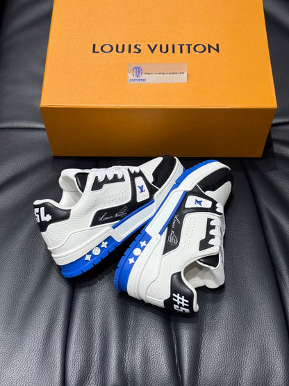 Louis Vuitton Trainer Signature "Black n Blue"