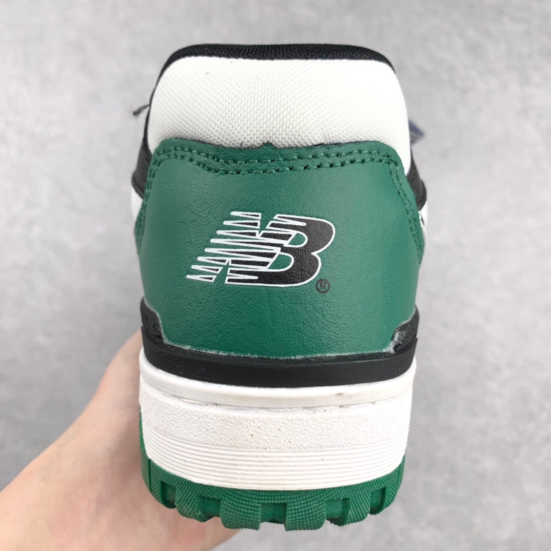 New Balance 550 "Noirfonce"