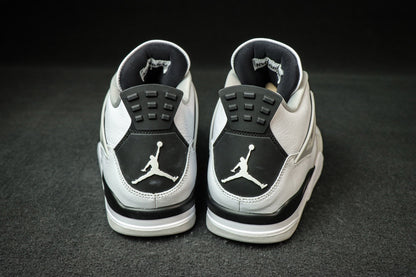 Air Jordan 4 "Military Black"
