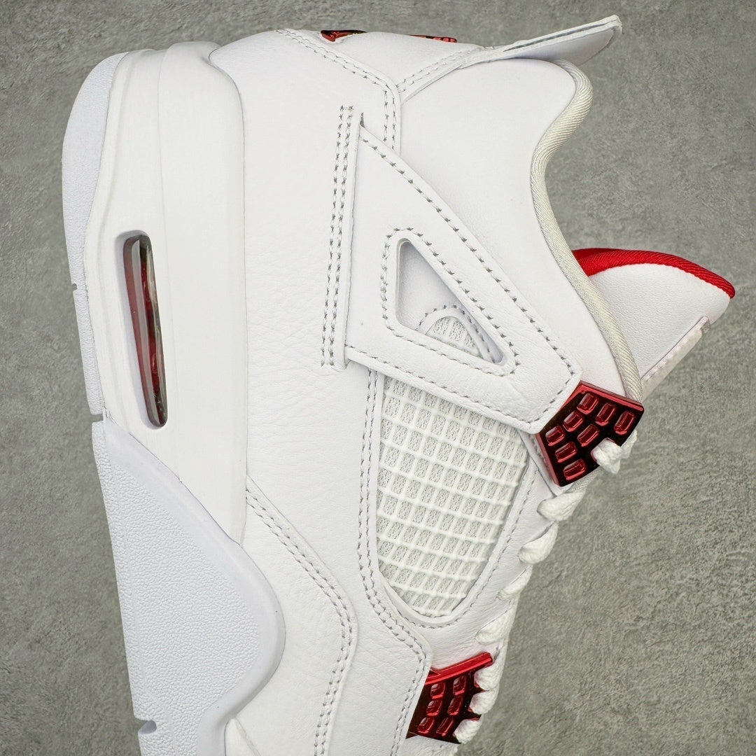 Air Jordan 4 "Metallic Red"