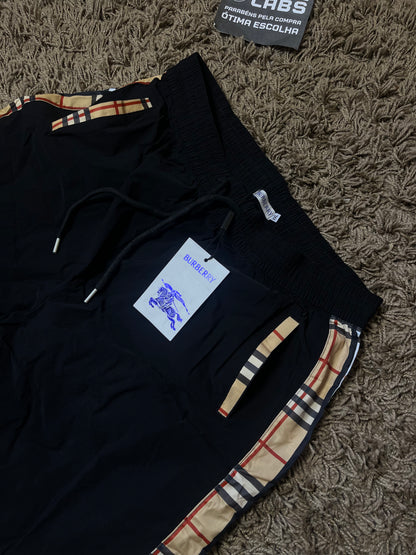 Bermuda Burberry Preta com Xadrez (Pronta Entrega)