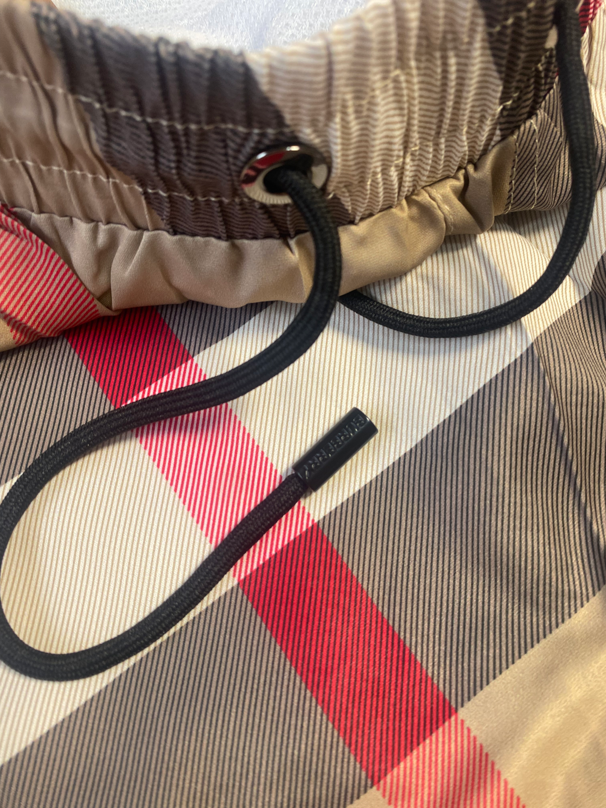 Bermuda Burberry (Pronta Entrega)