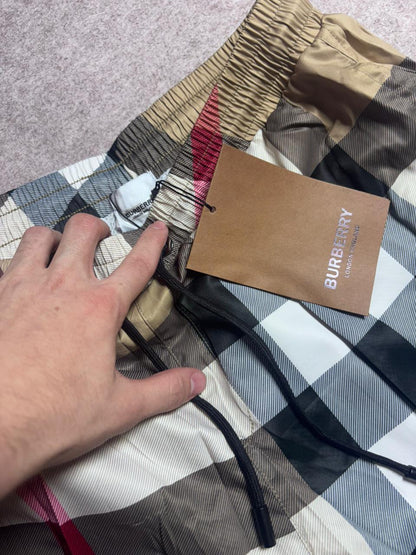 Bermuda Burberry (PRONTA ENTREGA)