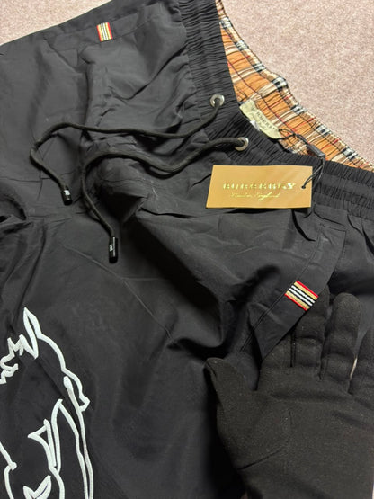 Bermuda Burberry (Pronta Entrega)