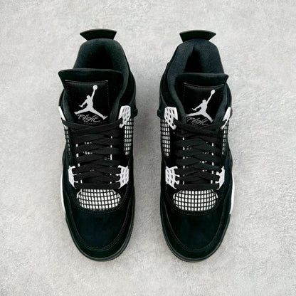 Air Jordan 4 "White Thunder"