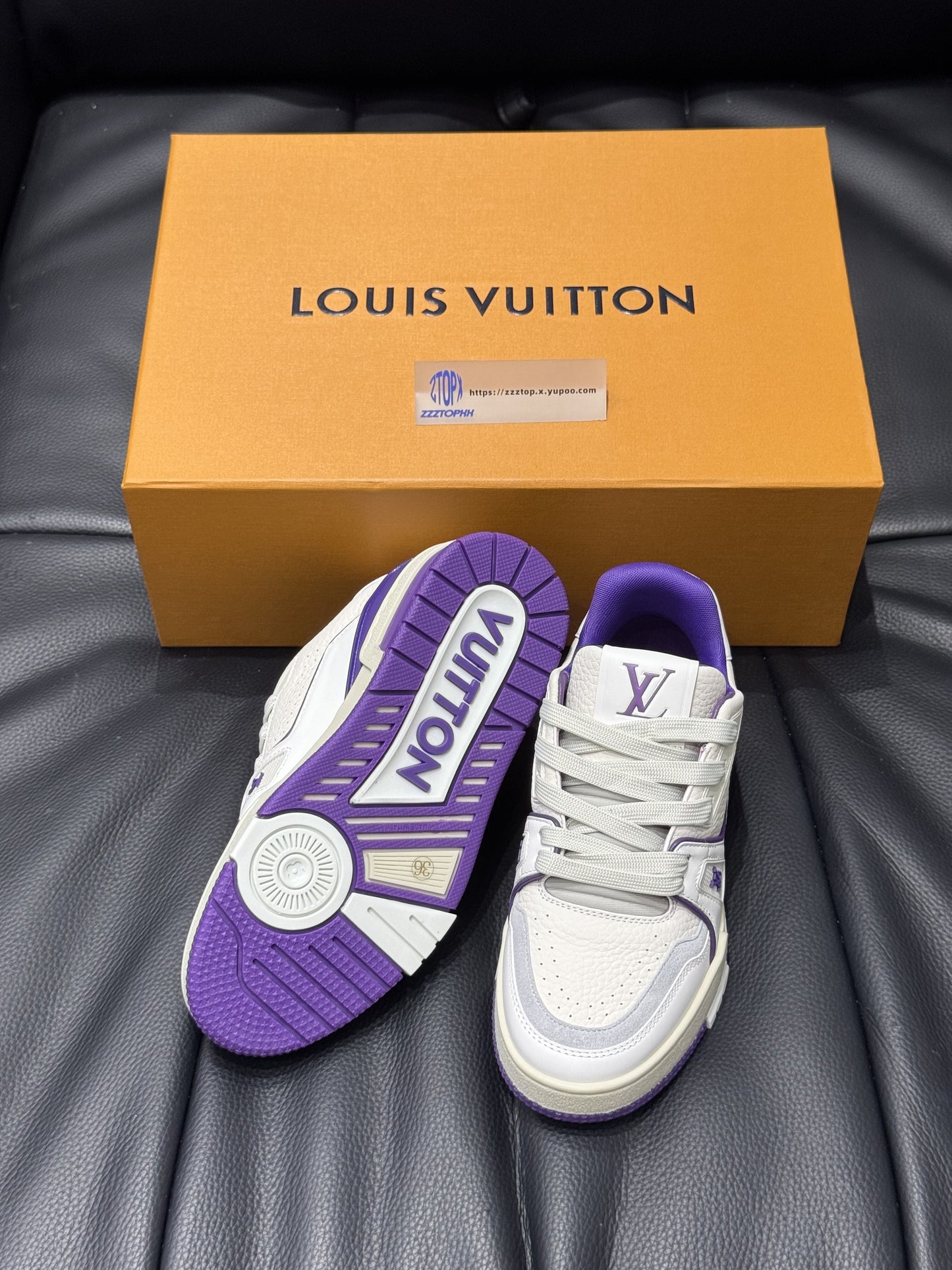 Louis Vuitton Trainer Signature "Bicolor Violet"