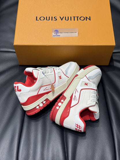 Louis Vuitton Trainer Signature "White Red Letter"