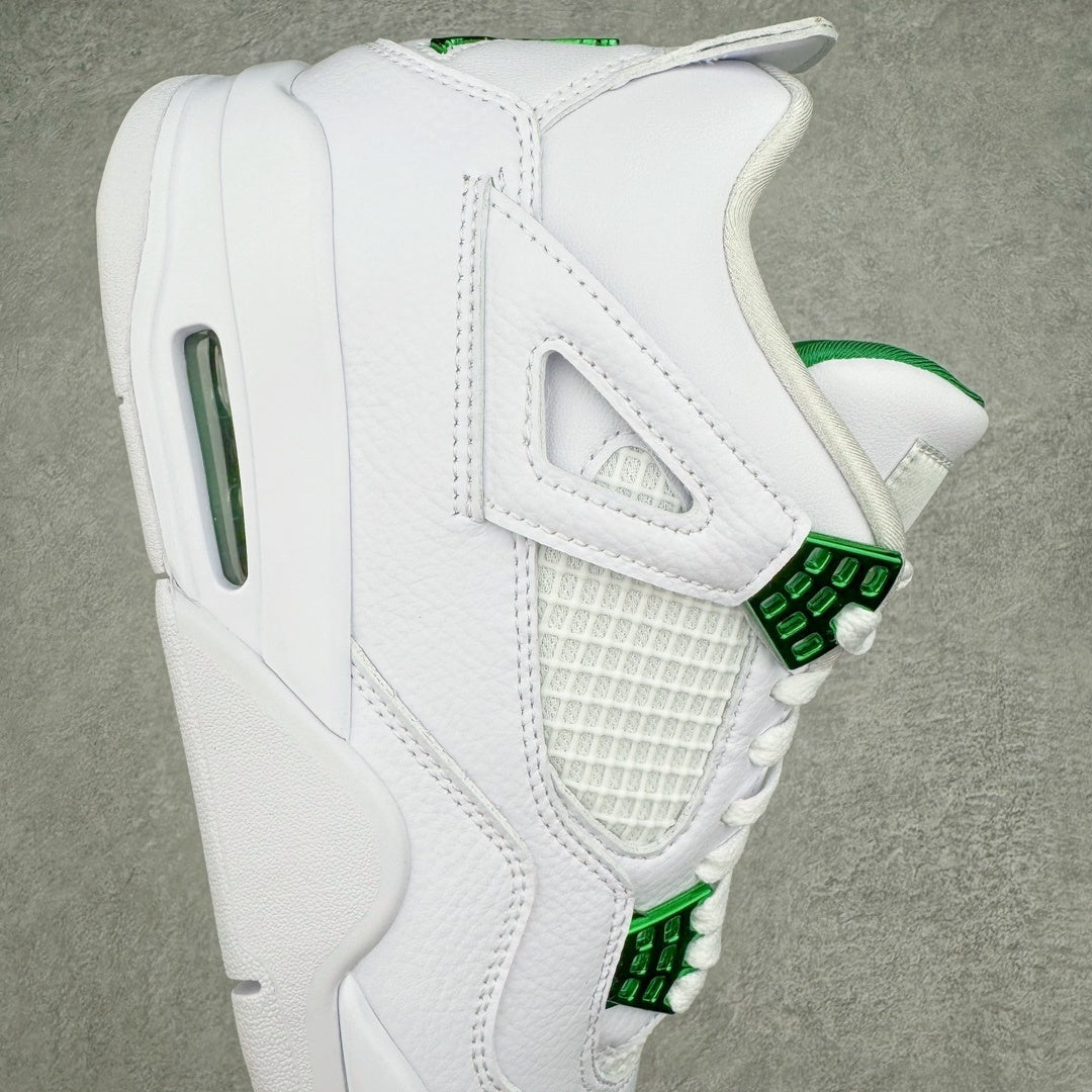 Air Jordan 4 "Metallic Green"