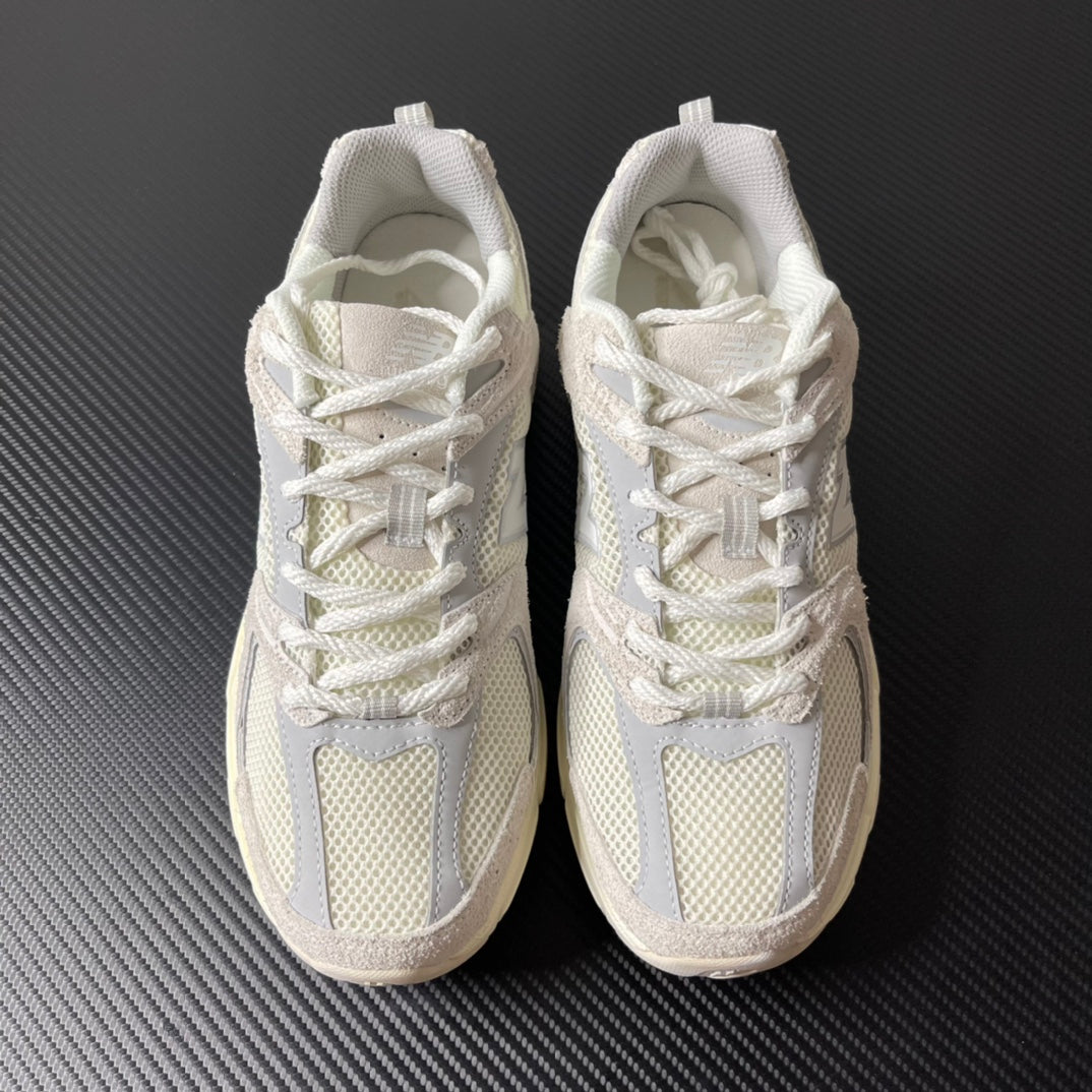 New Balance 530 "Moonbeaw Raw"