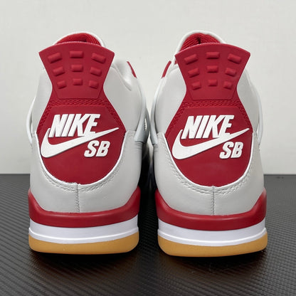 Air Jordan 4 SB "Varsity Red"