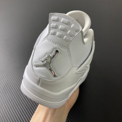 Air Jordan 4 "Metallic Silver"
