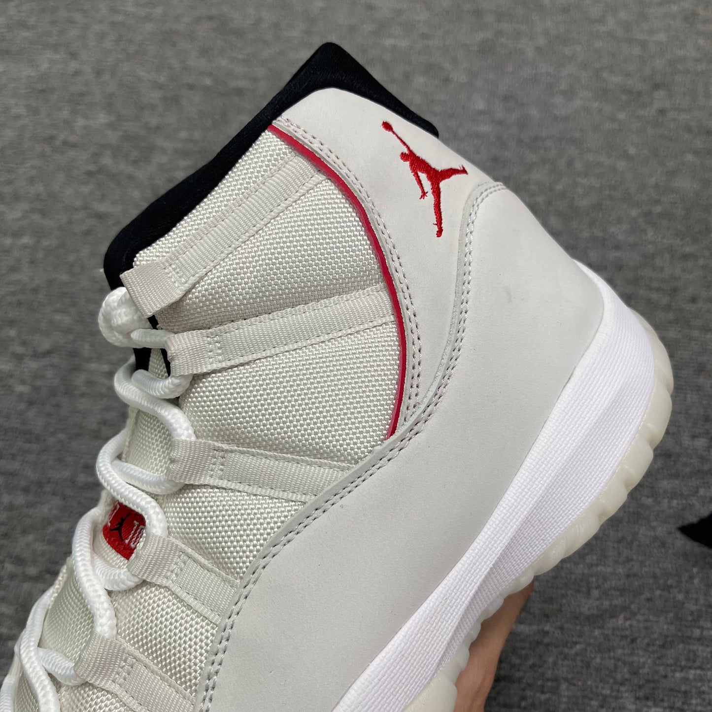 Air Jordan 11  High "Platinum Tint"