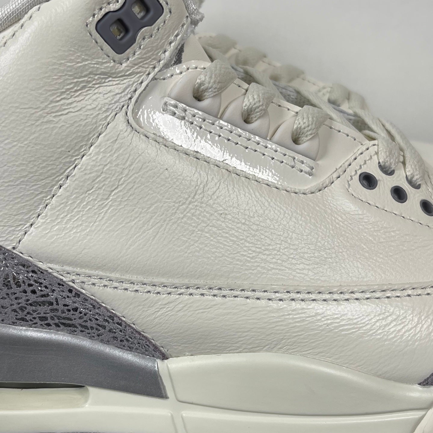 Air Jordan 3 "Sail Metallic Silver"