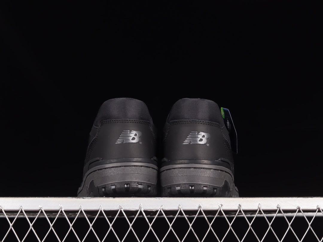 New Balance 550 "Triple Black"