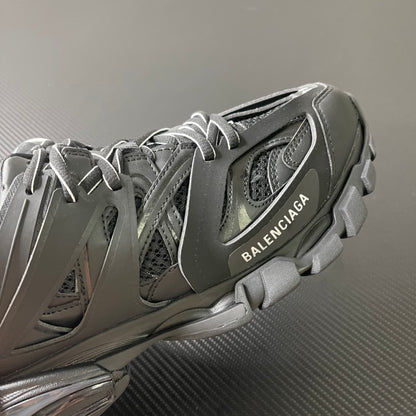 Balenciaga Track 3.0 "Black" Com Led/Sem Led