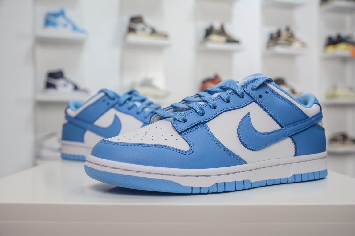 Dunk Low SP "University Blue"