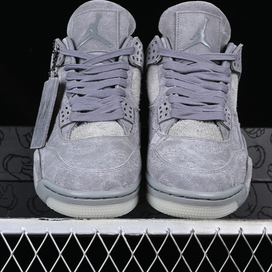 Air Jordan 4 x KAWS "Cool Grey"