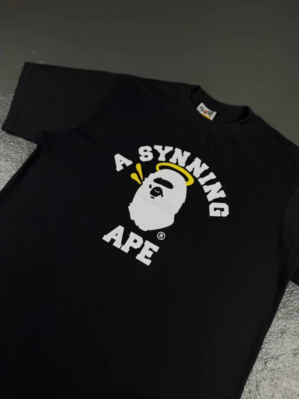 Camiseta SYNNING BAPE (Pronta Entrega)