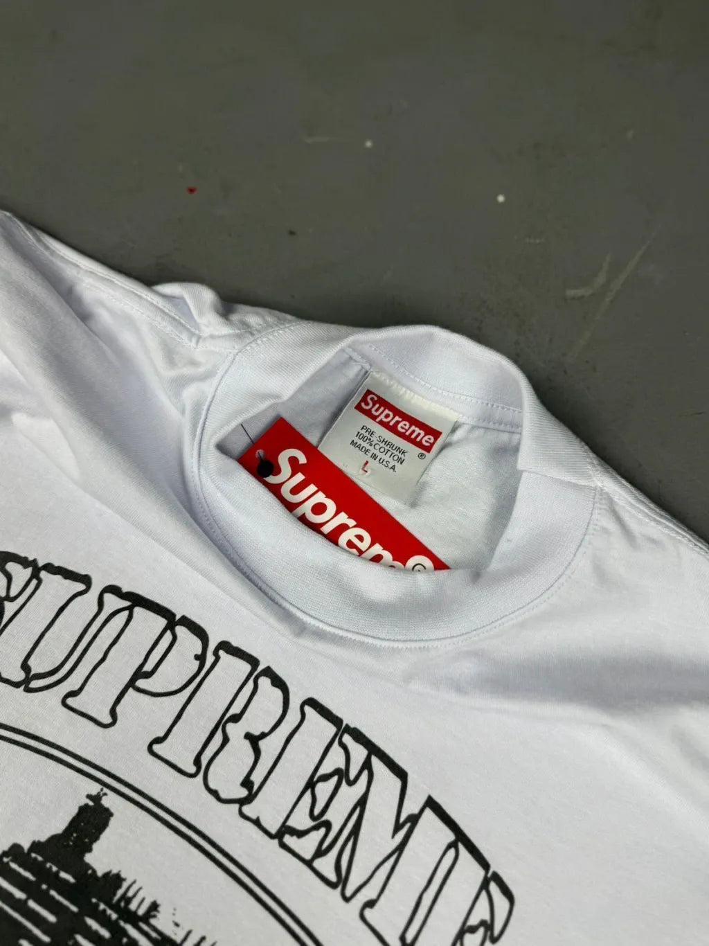 Camiseta Supreme Rules The World (Pronta Entrega)