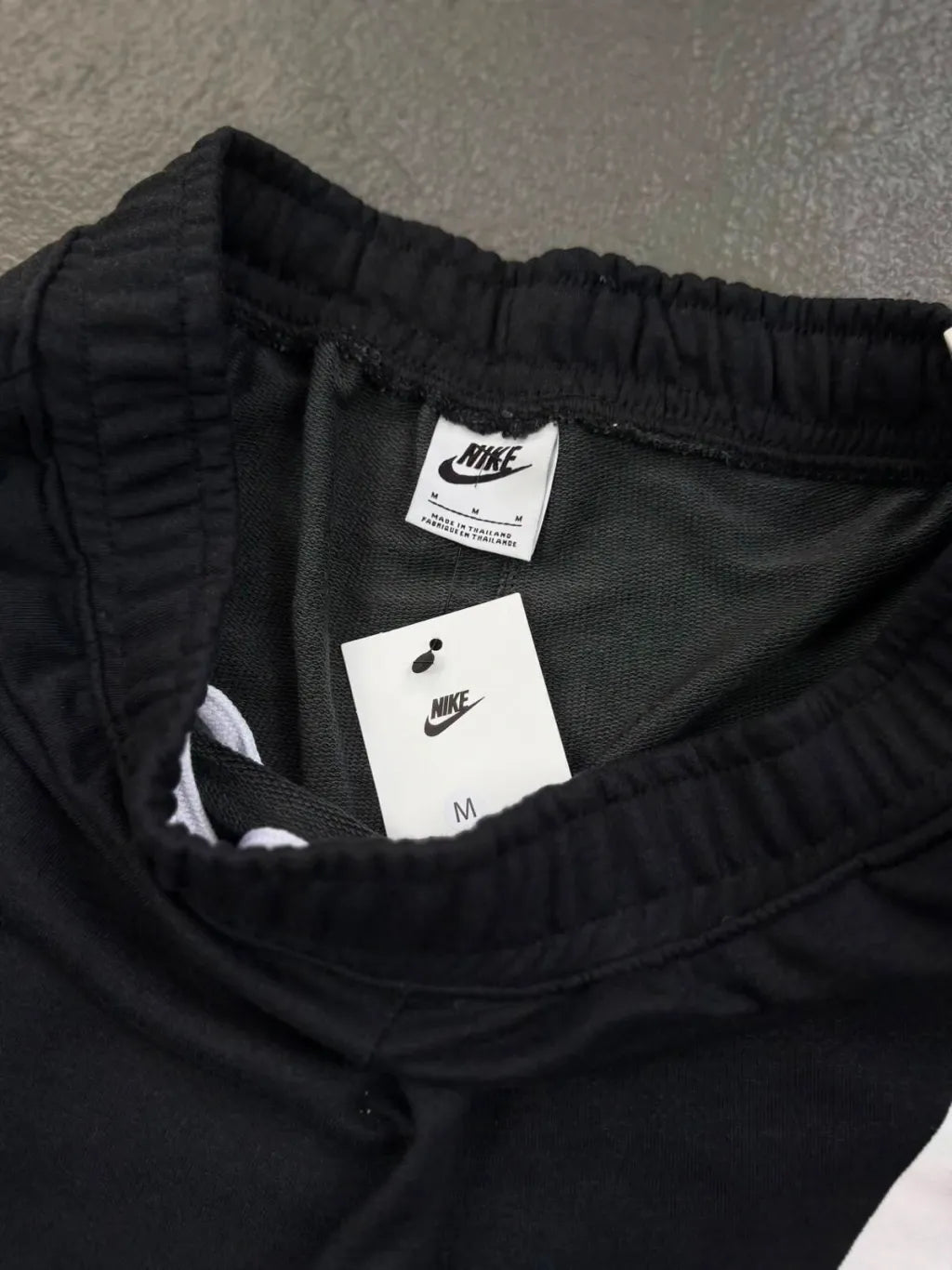 Bermuda Moletom Nike Big Swoosh (Pronta Entrega)